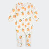 Dormeuse en coton biologique à imprimé pêches, douce et confortable pour bébé.