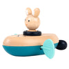 Jouet aquatique lapin canoë en bois avec un lapin en tête qui pagaye sur l'eau.