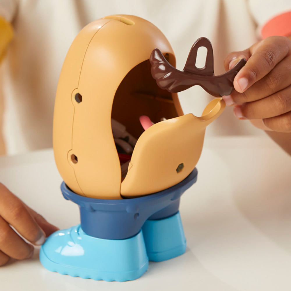 jouet Monsieur Patate avec des accessoires colorés, stimulant la créativité des enfants.