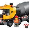 camion bétonnière LEGO City 60478 avec figurines et accessoires sur un chantier.