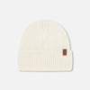 Bonnet en tricot blanc cassé