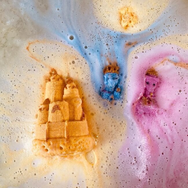 La Fabrik - Bath Bomb and Fizzing Powder Set, Sand Castle FINAL SALE