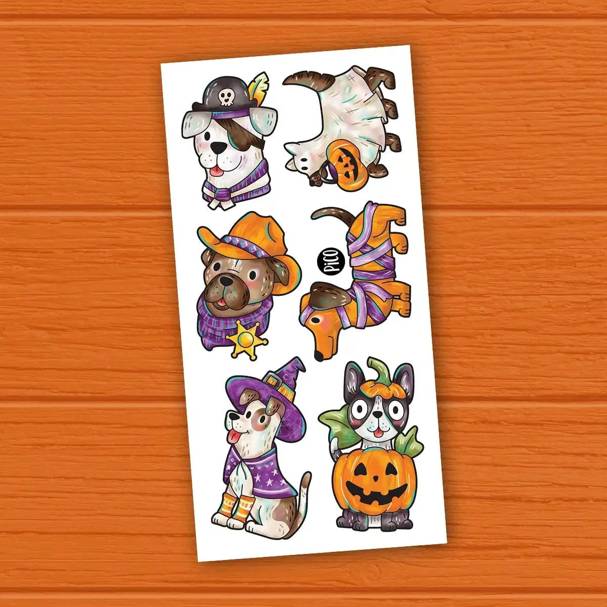 pico-chien costumés