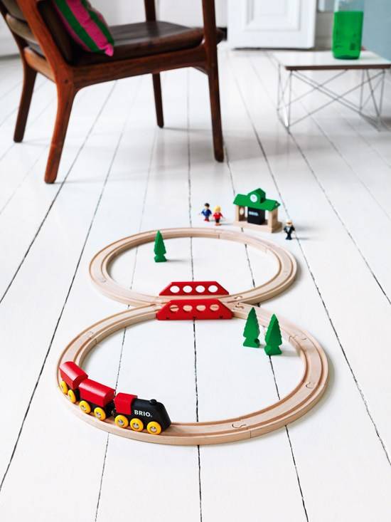 BRIO 33028 - Classic Figure 8 Set