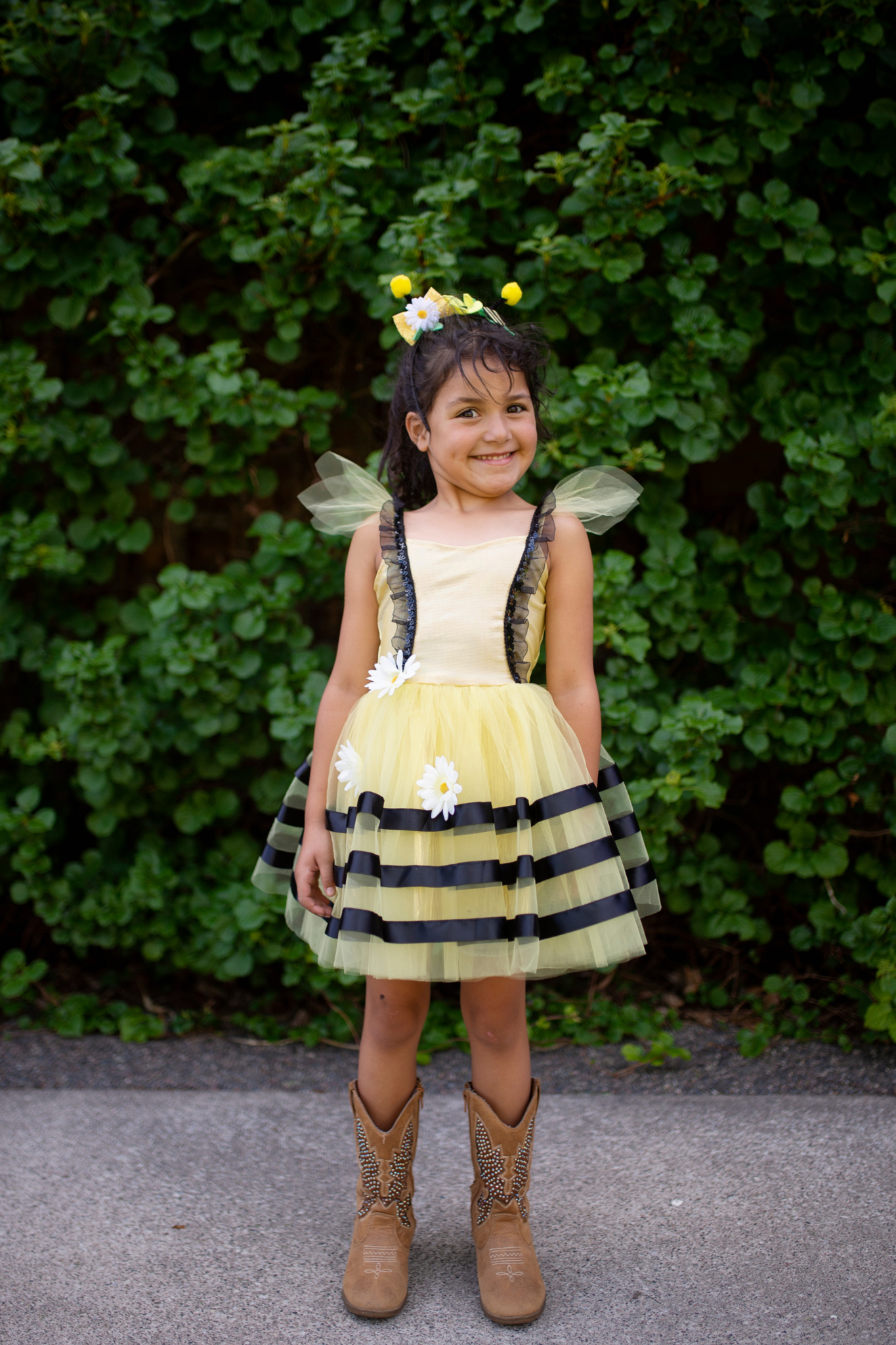 Great Pretenders Bumblebee Dress 3/4